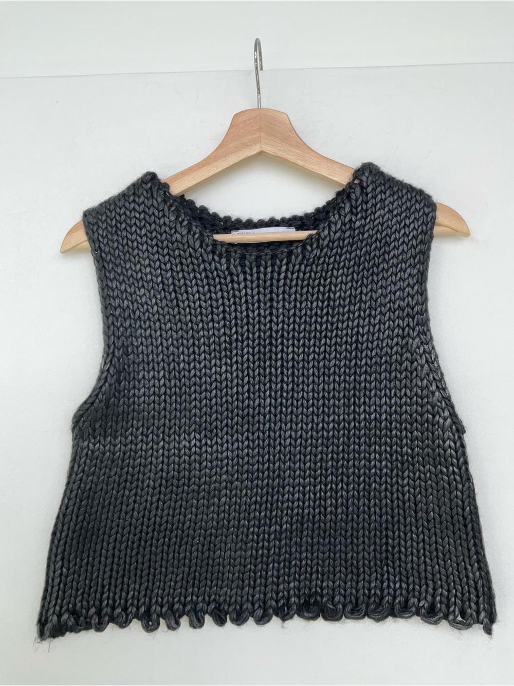 Zara Chunky Knit Sleeveless Sweater